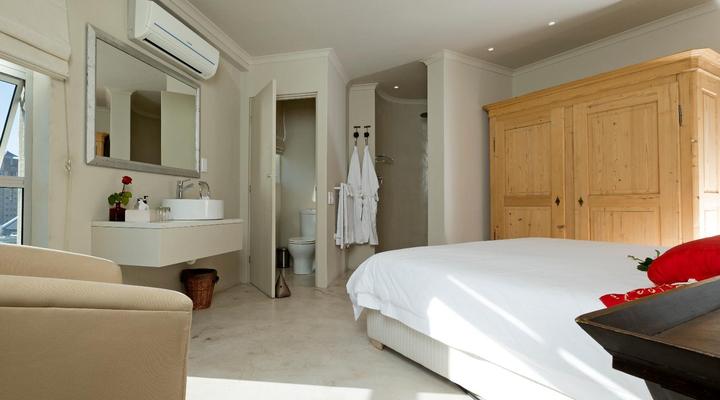 Rouge on Rose Boutique Hotel