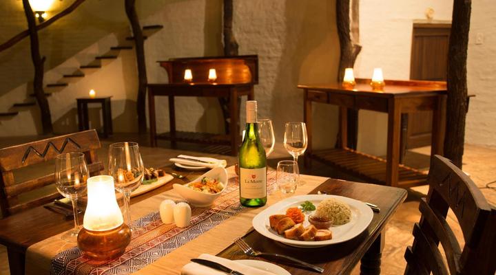 Mopane Bush Lodge