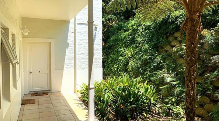 Coral Tree Colony Bed & Breakfast