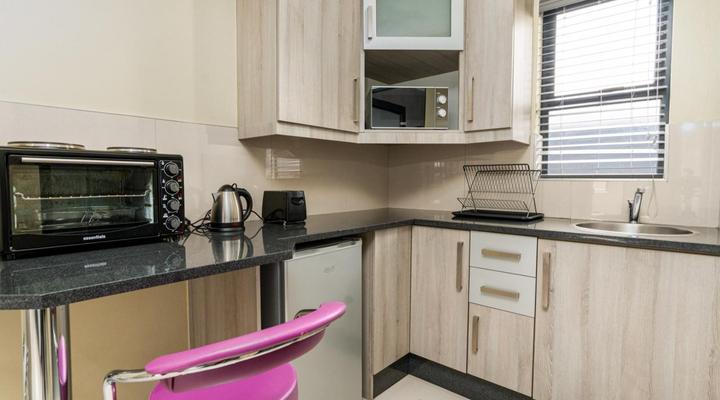 De Stroom Studio Apartments by Heybert