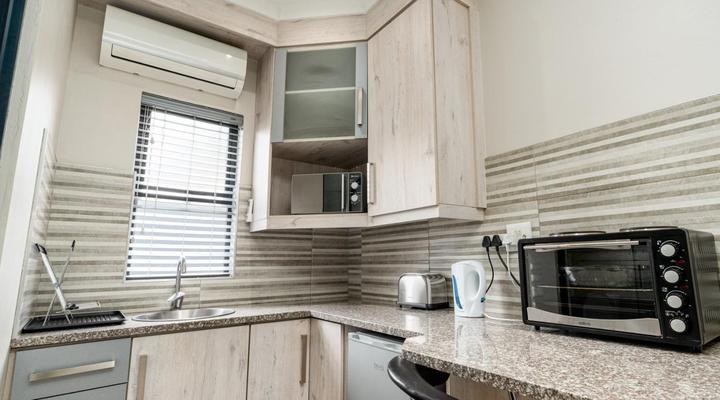 De Stroom Studio Apartments by Heybert