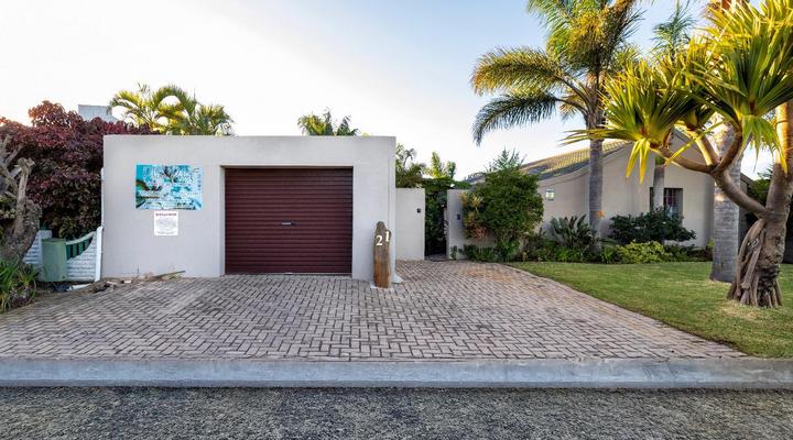 Pelican Palms Aston Jeffrey’s Bay