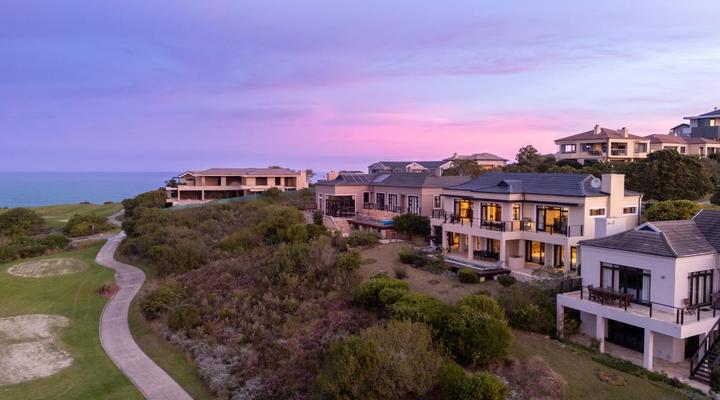 Villa On The 18th @ Pezula