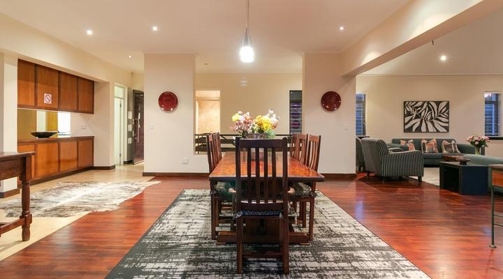 Villa On The 18th @ Pezula