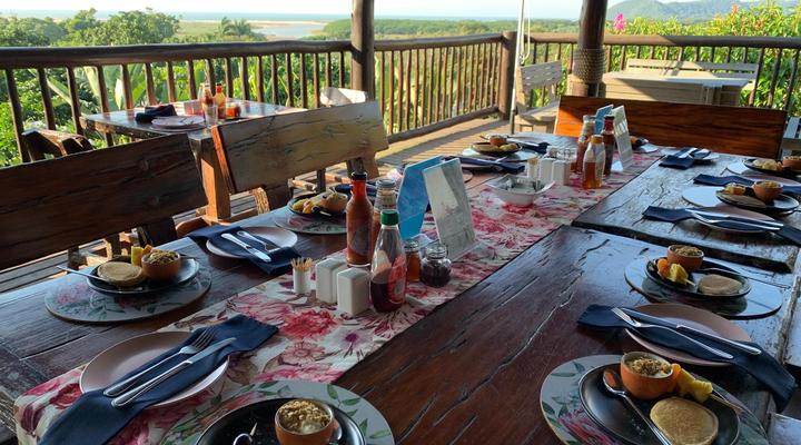 Ndiza Lodge and Cabanas