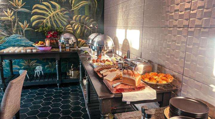 Ruby Rose Countryhouse