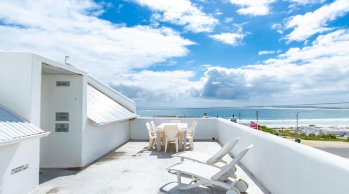 Sea Castle's Paternoster