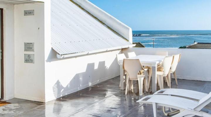 Sea Castle's Paternoster