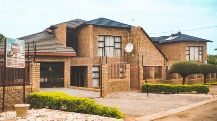 Vakhusi Bed and Breakfast