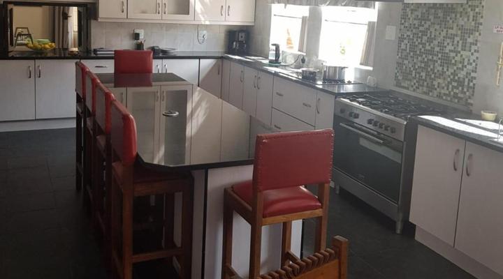 Jolani 2 Guest House