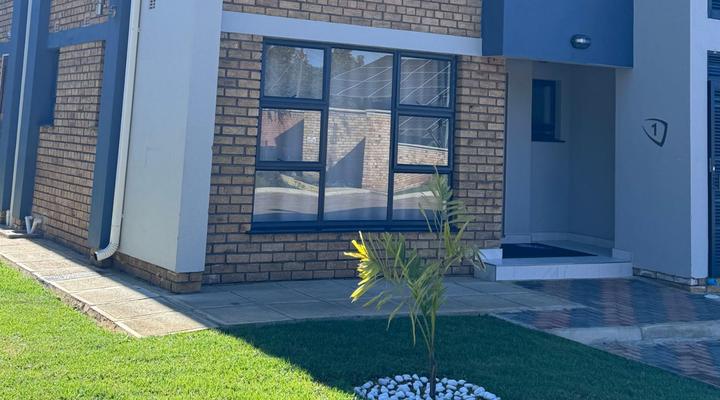 Liam Collection Newlands