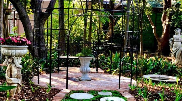 Forty 4 on Hoog Luxury Accommodation