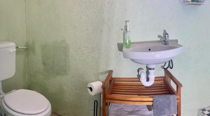 Green Elephant Cottages Uis