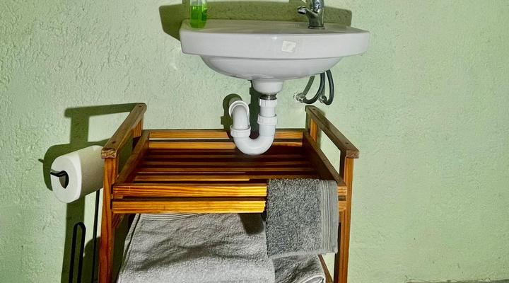 Green Elephant Cottages Uis