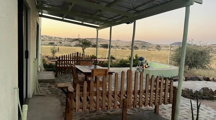 Green Elephant Cottages Uis