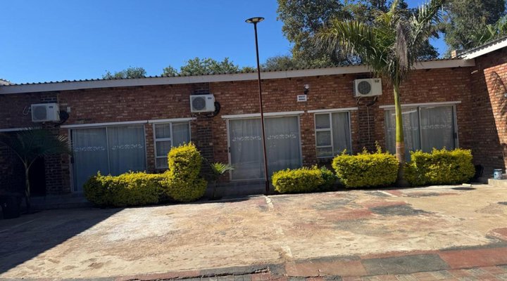 G Kennzy Guest House