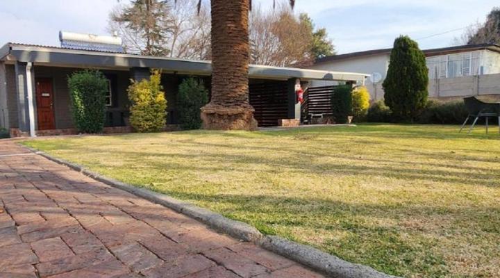 Livingwaters Self-Catering and Lazel Apartments