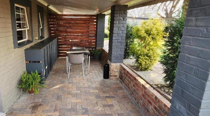 Livingwaters Self-Catering and Lazel Apartments