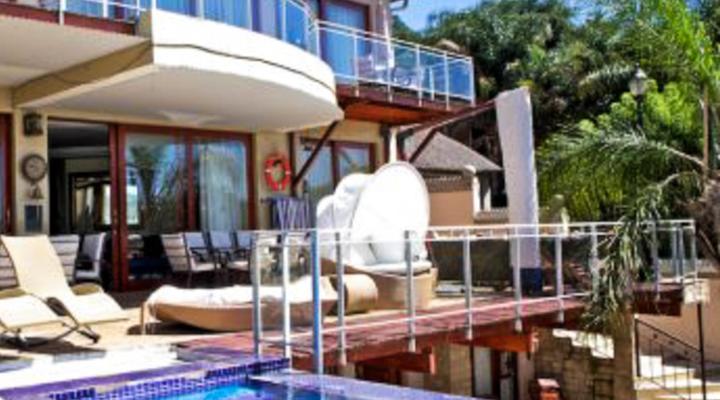 Kosmos Manor Guest House