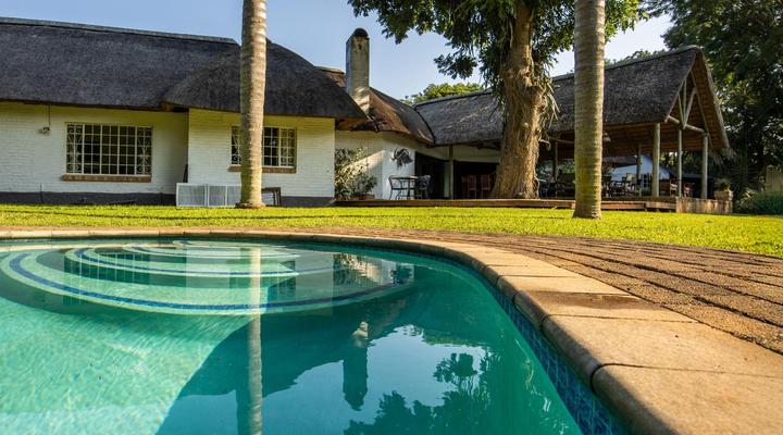 Seringa Lodge & Safaris