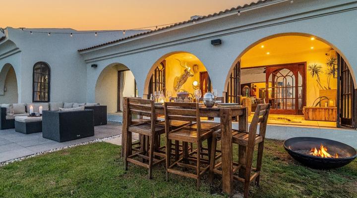 Sea Salt Big Beach House|Sheffield Beach