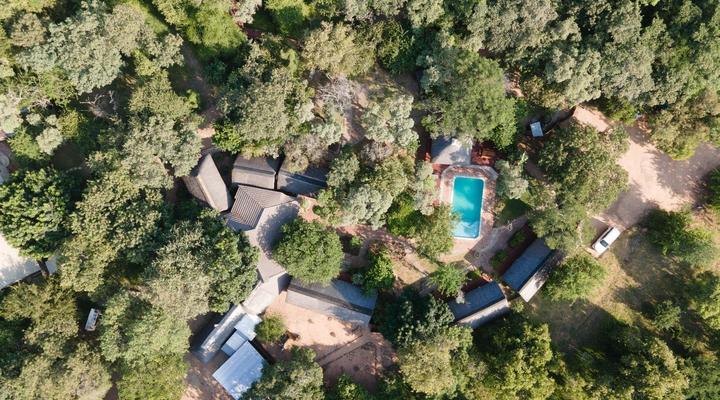 Thornhill Safari Lodge