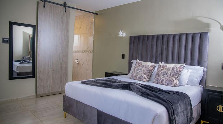 Nyamankulu Guest Lodge