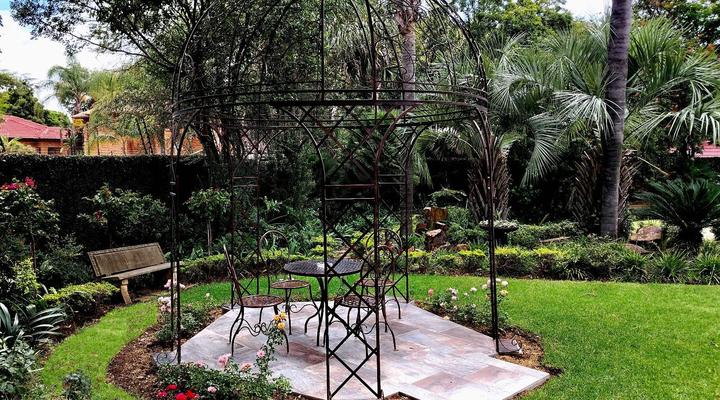 Royal Ridge Guest House