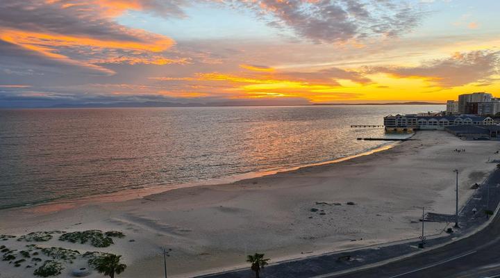 Panoramic Seaview @ Strand