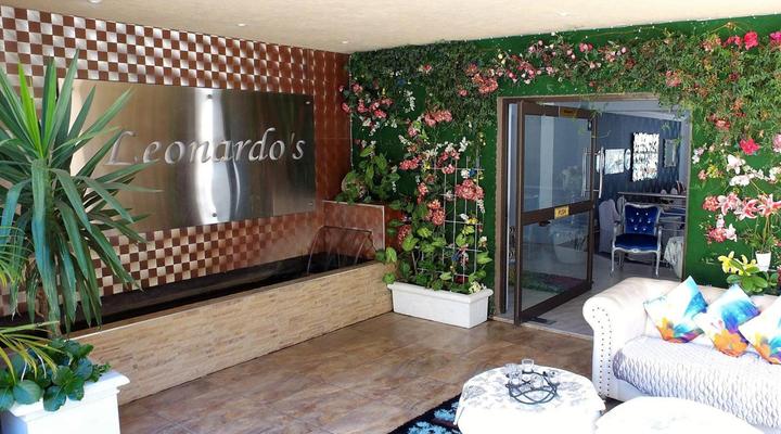 Leonardo's Guest House