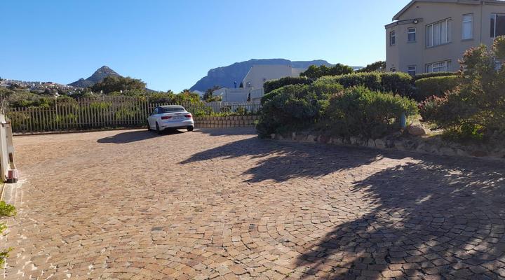 Hout Bay Backpackers