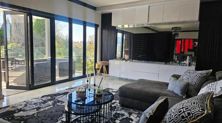 Gillino Vaal River Luxury Retreat