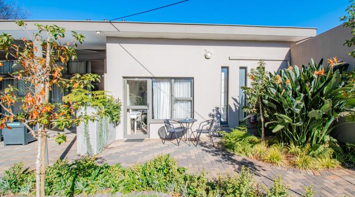 Glen Maine Guest House & Self Catering