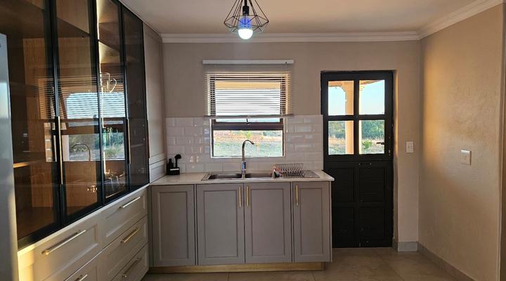 Outerspaces Farmhouse Retreat