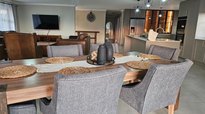 Outerspaces Farmhouse Retreat