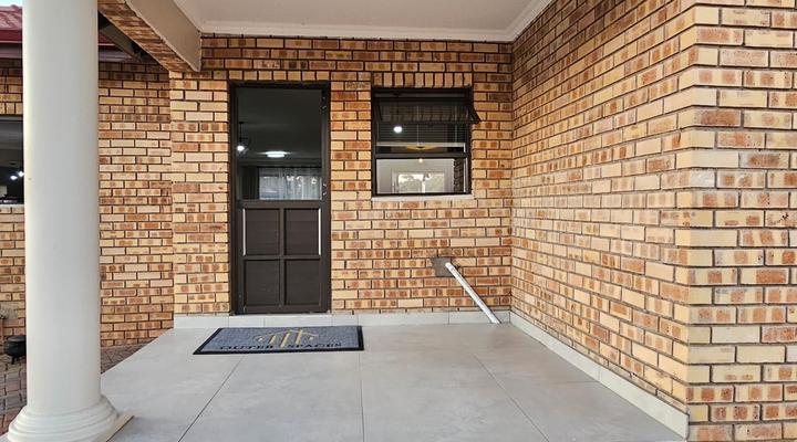 Outerspaces Farmhouse Retreat