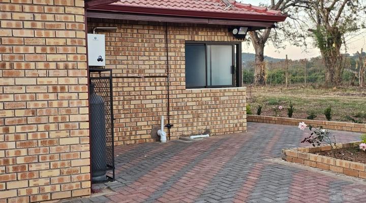 Outerspaces Farmhouse Retreat