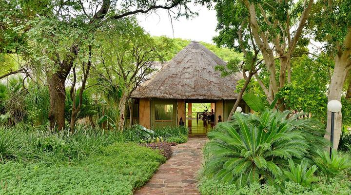 Royal Morubisi Founder's Lodge