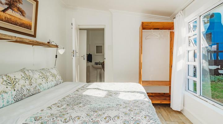 Silver Spray Beach Accommodation