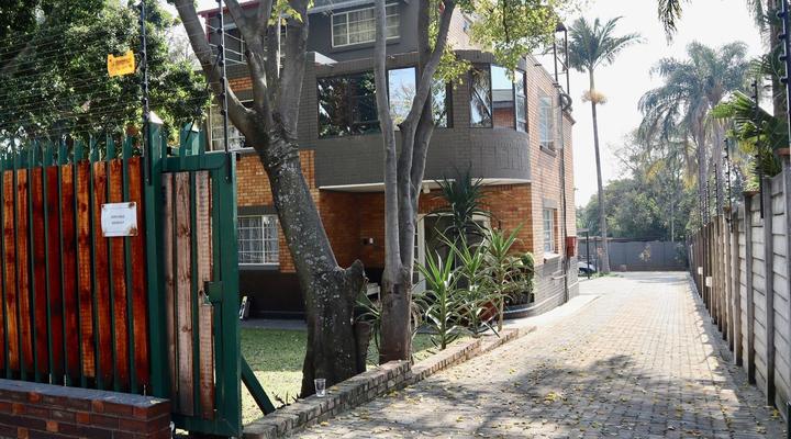 Cozy Haven in the Capital City