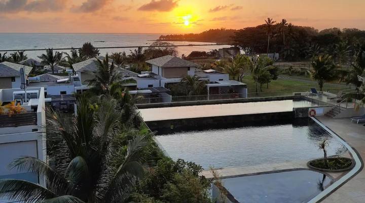 Ocean and Golf Apartment, Azuri Sea view & Sunrise