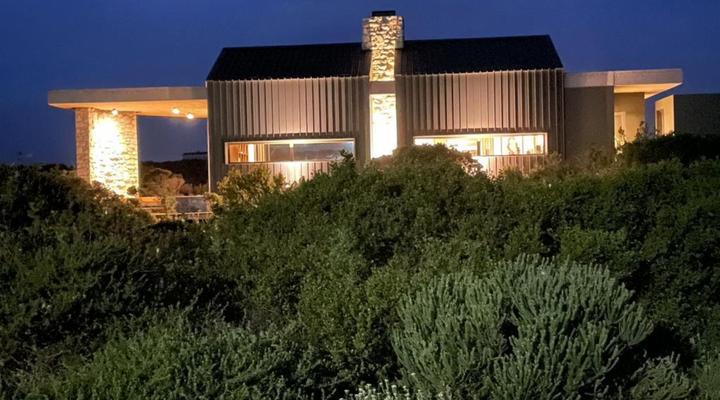 Romansbaai Collection