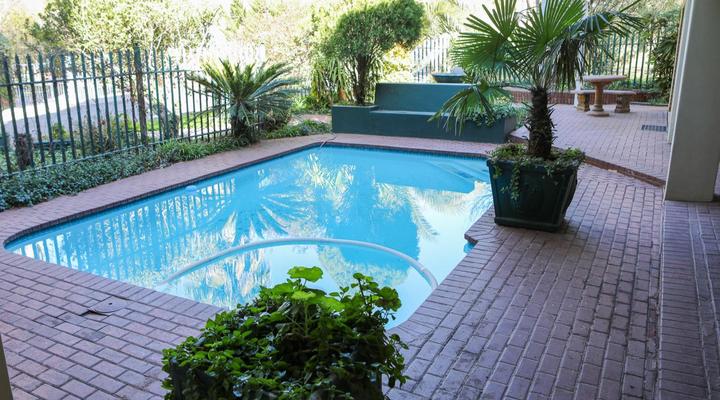 Lakeside Guest House