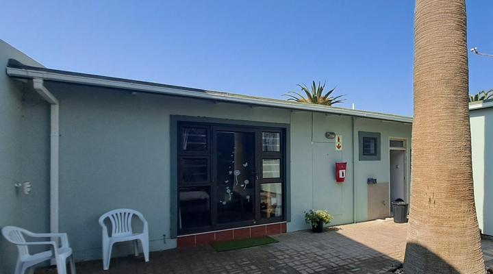 Sleeping Flamingo Guest House