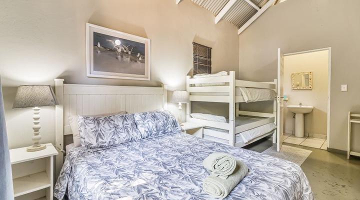 Wakene Beach Estate - Forest Chalets