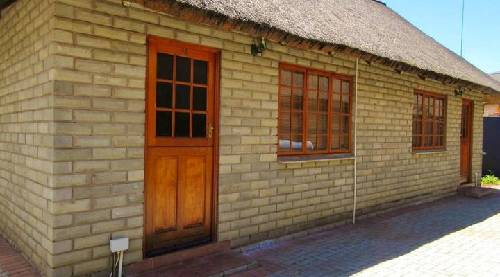 WhyNot Restaurant & Guest Lodge