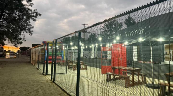 WhyNot Restaurant & Guest Lodge