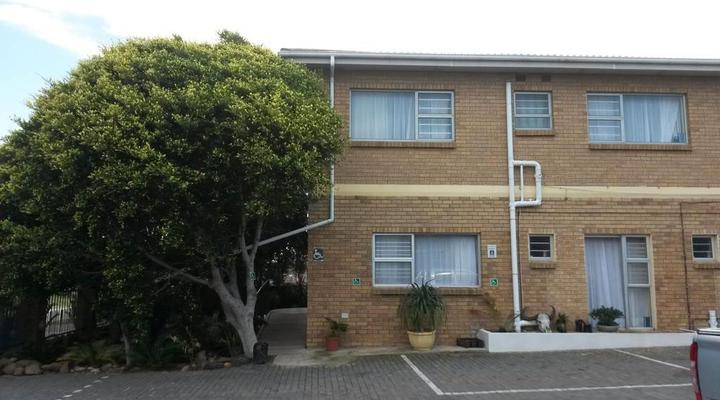 Coega Harbour View B&B