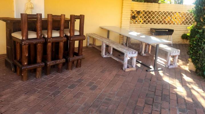 Royal Highness Lux Guesthouse