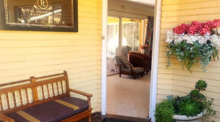 Royal Highness Lux Guesthouse